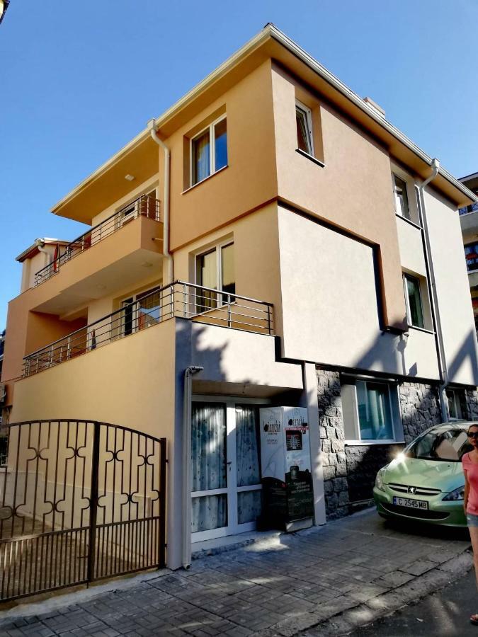 Guest House Dimovi Sozopol Exteriör bild